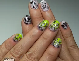 The Koala Nails