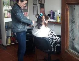 Angi Peluquería y Cosmetología